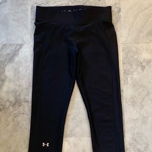 Under Armour crop leggings